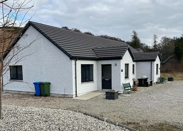 Highland Holiday Lets Lairg