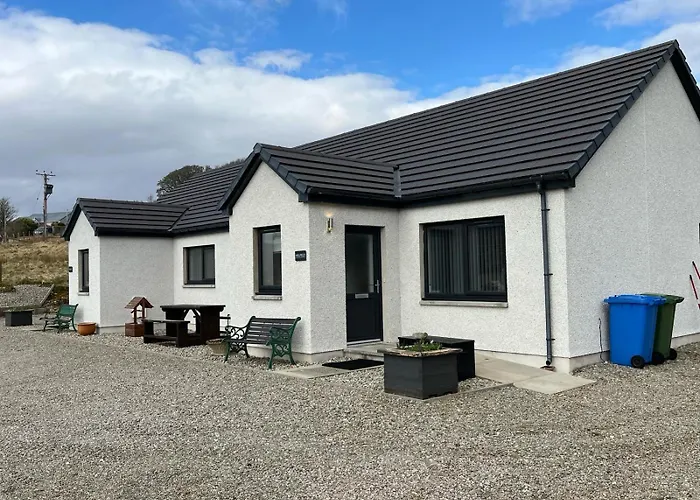 Highland Holiday Lets Lairg
